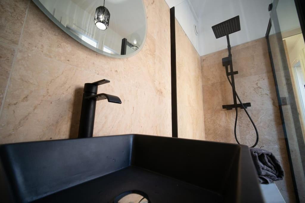 Appartement Tout Equipe 4 Couchages- Vieux Port & Panier Marsiglia Esterno foto